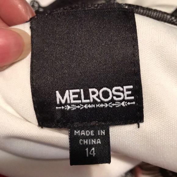 🌺Host Pick🌺 Melrose black and white dress - Picture 12 of 12